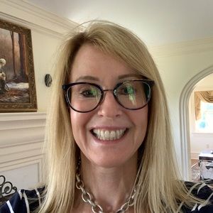 Meet your Posher, Nancy